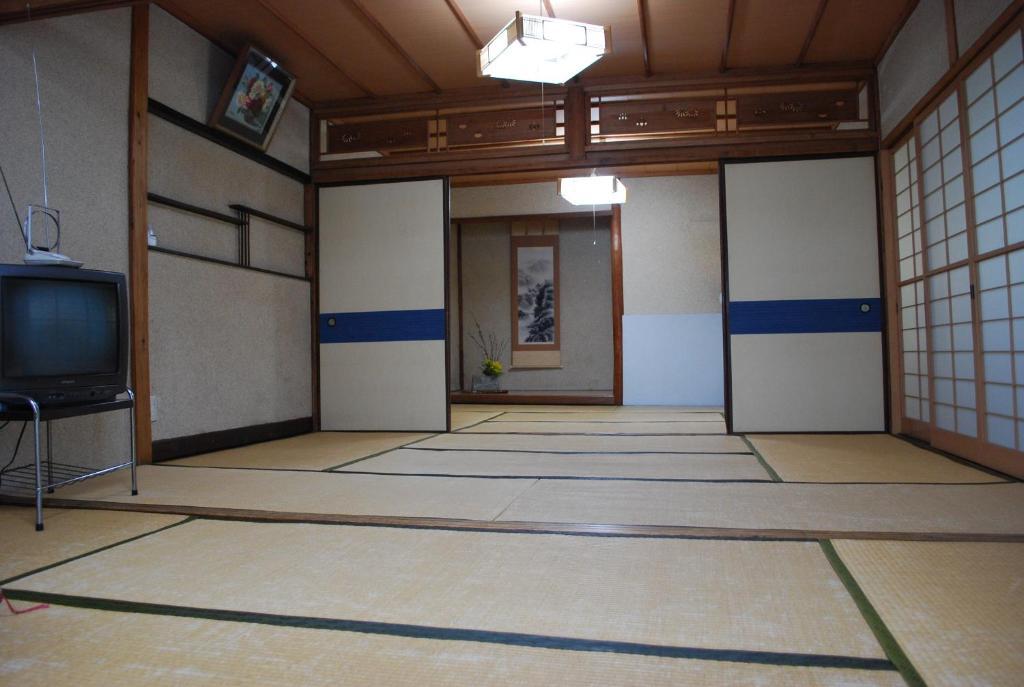 Chizuru Ryokan Hotel Hiroshima Exterior photo